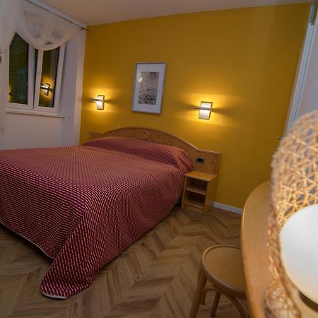 Bed&Breakfast Saturn Veli Lošinj 外观 照片