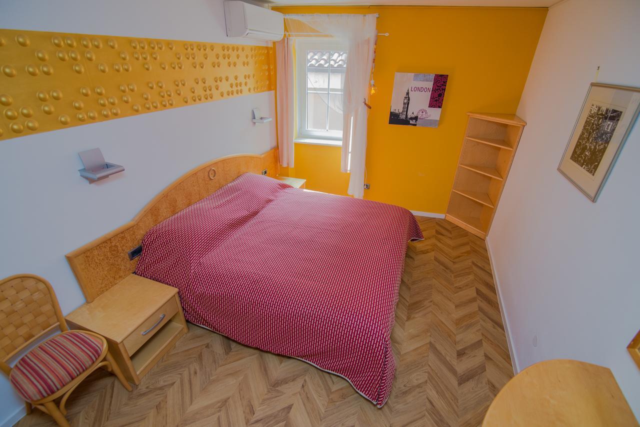 Bed&Breakfast Saturn Veli Lošinj 外观 照片